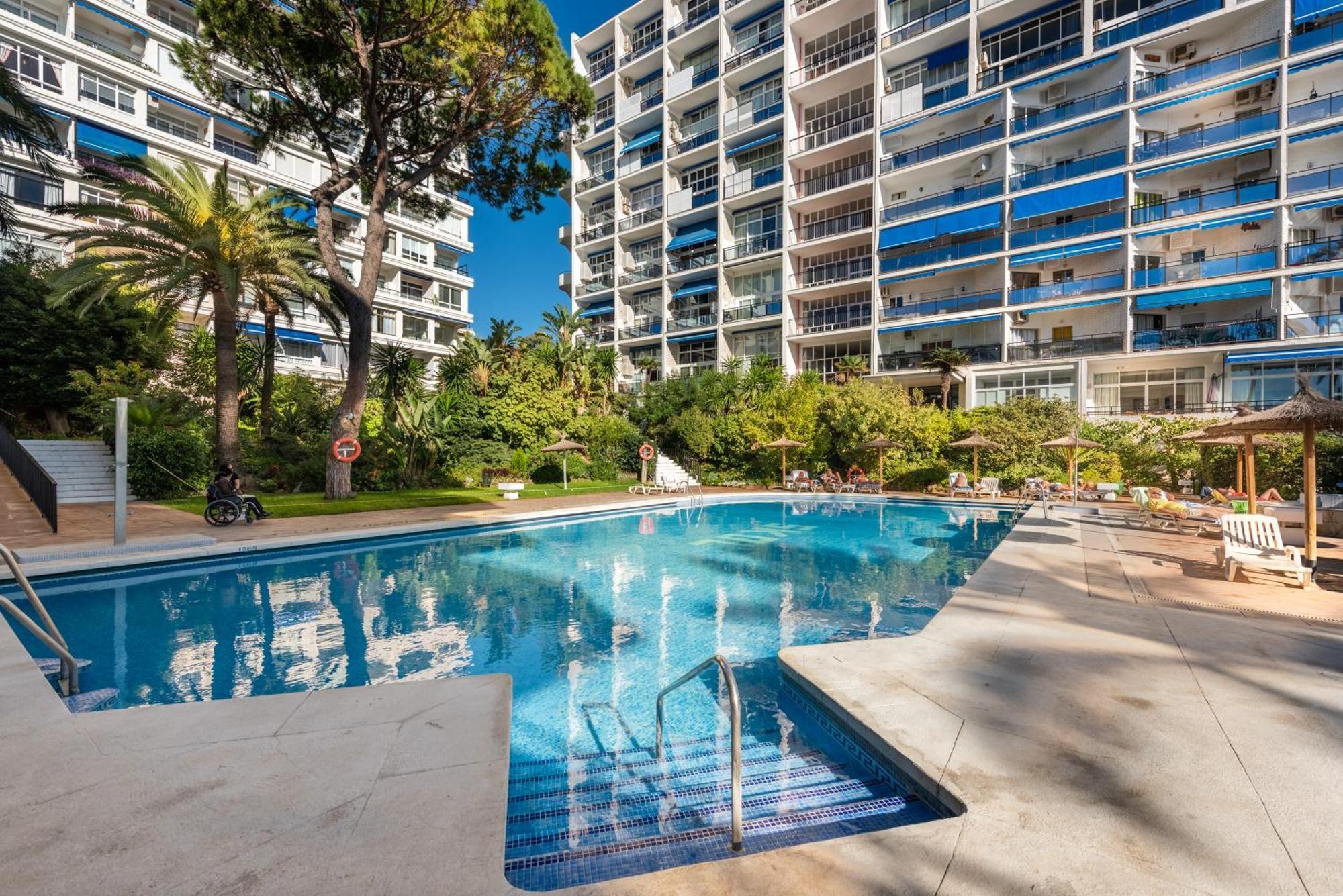 2 Bed Sea View In Skol Lejlighed *